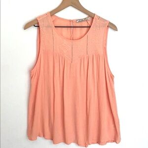 Chloe K sleeveless top, Size L, Color: peach